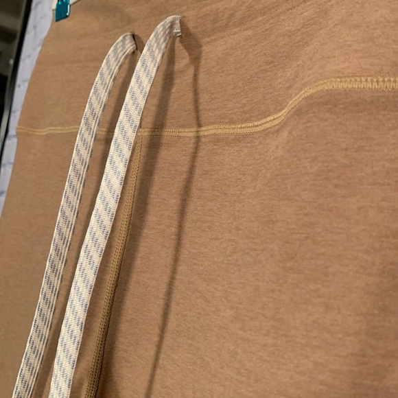 Vuori vibe elevation active bra & leggings set - Picture 12 of 12